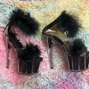 PLEASER Fuzzy Super Soft Clear 6” Size 7 Pole Exotic Stripper Dancer Heels